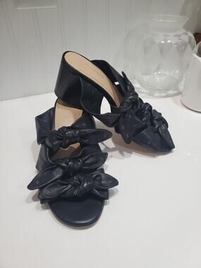 Pour La Victoire Amal Block Heel Sandals size 7